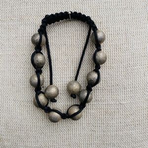 2 Bracelets